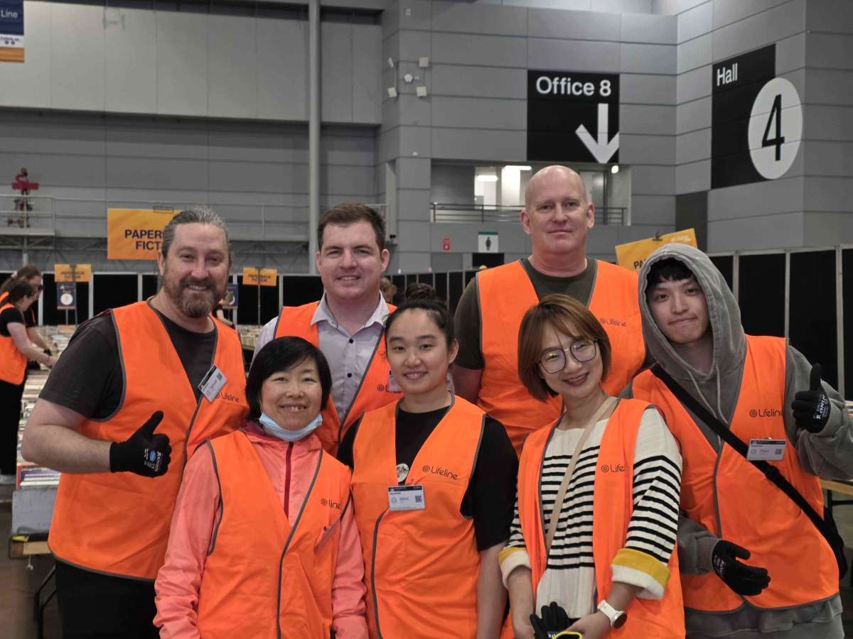Our Brisbane FlyMates volunteering!
